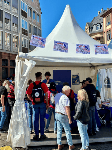 EP-Stand in Frankfurt am Main zum Europatag 2025.
