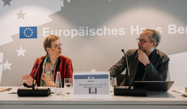 MdEP Gaby Bischoff im Gespräch mit Bernd Hüttemann im Europäischen Haus.